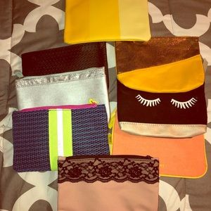Lot of 8 makeup bags